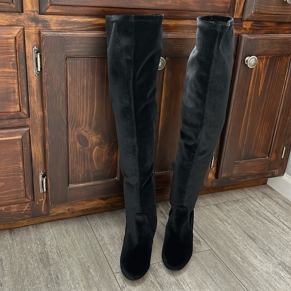 NWT INC International Concepts Rikkie2 Over the Knee Velvet Textured Boots - Picture 3 of 10